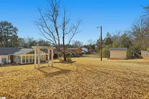 100 Overton Ave, Greenville, SC 29617 - Photo 27