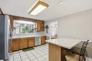 100 Overton Ave, Greenville, SC 29617 - Photo 9