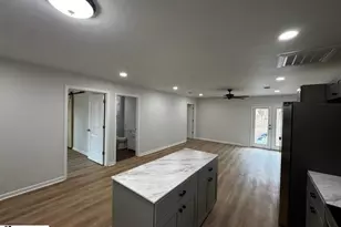 108 Oaklawn Dr, Laurens, SC 29360 - Photo 11