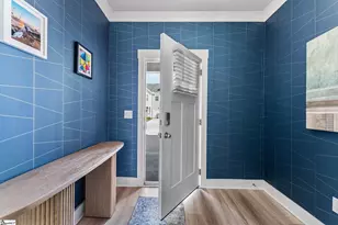 61 Mardale Ln, Greenville, SC 29609 - Photo 3