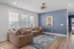 61 Mardale Ln, Greenville, SC 29609 - Photo 7