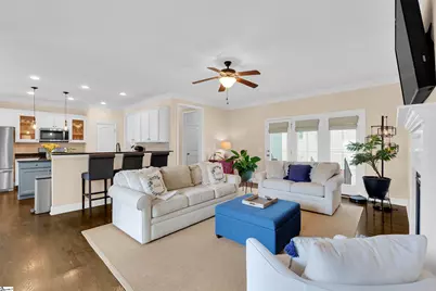 102 Hollingsworth Drive, Greenville, SC 29607 - Photo 7