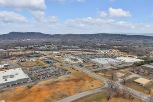 6 Devonshire Ln, Greenville, SC 29617 - Photo 41