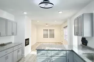 208B Collins Ave, Spartanburg, SC 29306 - Photo 11