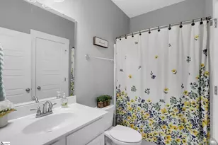 204 Noble St, Greer, SC 29651 - Photo 7