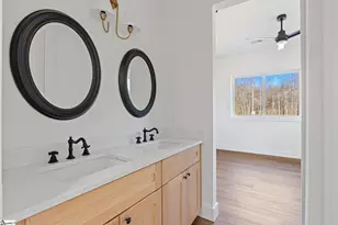 541 E Airport Rd, Greer, SC 29651 - Photo 43