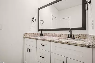 202 Pine Street, Easley, SC 29640 - Photo 17