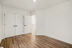 202 Pine St, Easley, SC 29640 - Photo 21