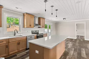 101 Fairview Dr, Greenville, SC 29609 - Photo 19