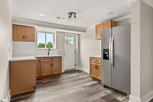 101 Fairview Dr, Greenville, SC 29609 - Photo 39