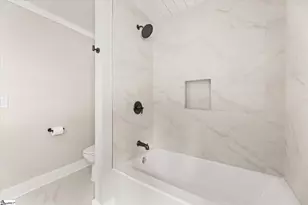 101 Fairview Dr, Greenville, SC 29609 - Photo 31