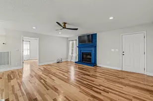 1126 Greenpond Rd, Woodruff, SC 29388 - Photo 7