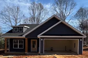 18 Martin Ct, Greer, SC 29651 - Photo 1