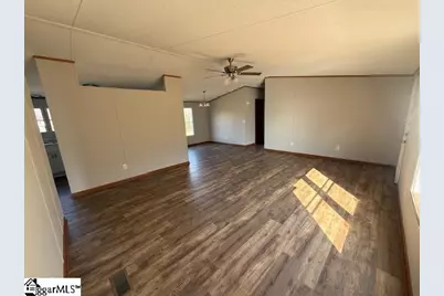 253 Perry Road, Greer, SC 29651 - Photo 9