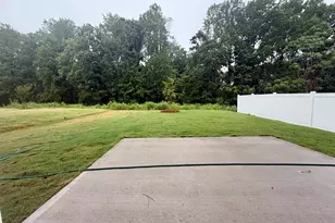 12115 Lansbury Dr, Inman, SC 29349 - Photo 13