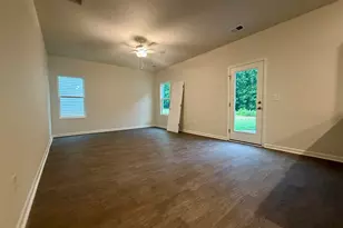 12115 Lansbury Dr, Inman, SC 29349 - Photo 9