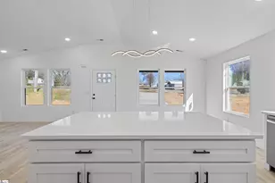 106 New St, Gaffney, SC 29304 - Photo 13