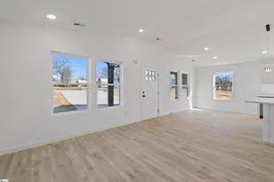 106 New St, Gaffney, SC 29304 - Photo 9