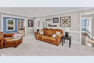 121 Williamsburg Drive, Spartanburg, SC 29302 - Photo 11