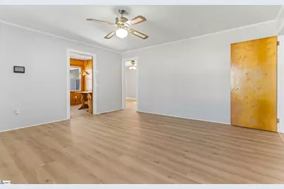 426 Meadowbrook Avenue, Woodruff, SC 29388 - Photo 11