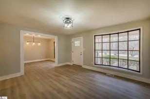 17 Riverview Cir, Greenville, SC 29611 - Photo 7