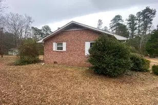 105 Stagecoach Rd, Laurens, SC 29360 - Photo 5