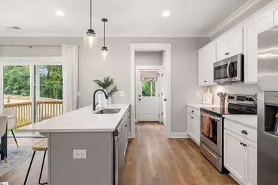 570 Lowndes Hill Road, Greenville, SC 29607 - Photo 11