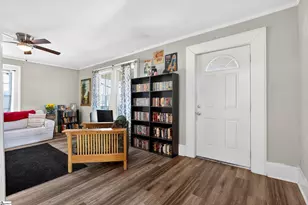 121 Holland St, Gaffney, SC 29341 - Photo 7