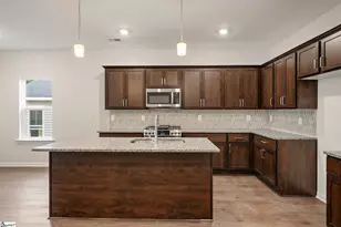 7047 New Horizons Ln, Boiling Springs, SC 29316 - Photo 3