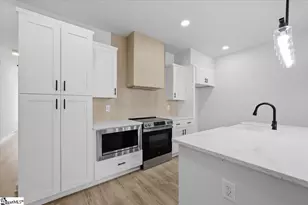 211 Montana A&b St, Greenville, SC 29611 - Photo 27