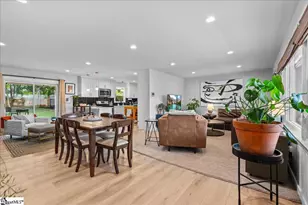 31 Sherman Ln, Greenville, SC 29605 - Photo 7