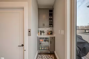 611 N Main St, Greenville, SC 29601 - Photo 29