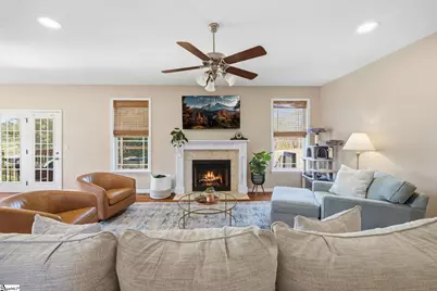 2 Paris Road, Taylors, SC 29687 - Photo 9