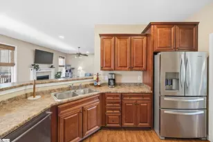 2 Paris Rd, Taylors, SC 29687 - Photo 7