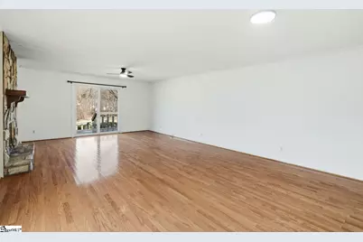 18 Graystone Way, Taylors, SC 29687 - Photo 9