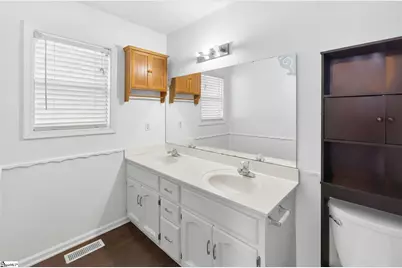 111 Logan Lane, Easley, SC 29640 - Photo 13