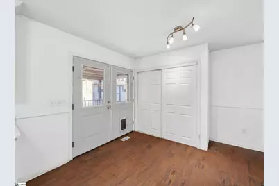 111 Logan Lane, Easley, SC 29640 - Photo 9