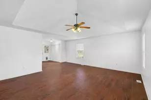 111 Logan Ln, Easley, SC 29640 - Photo 3