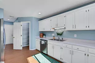 6 Sunbriar Dr, Greenville, SC 29615 - Photo 17