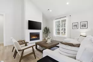 395 Mountain View Rd, Landrum, SC 29356 - Photo 3