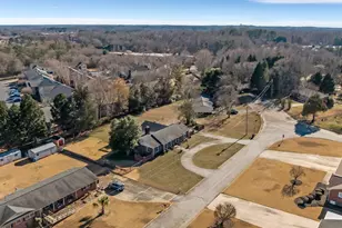 200 Pleasant Dr, Easley, SC 29642 - Photo 45