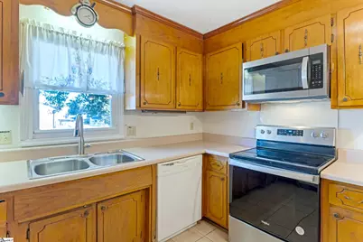 200 Pleasant Drive, Easley, SC 29642 - Photo 9