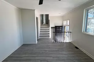 423 Fairmont Dr, Greenville, SC 29605 - Photo 3