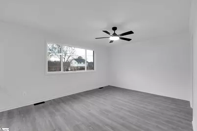 423 Fairmont Drive, Greenville, SC 29605 - Photo 5