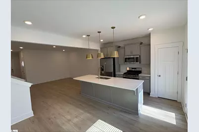 414 W Parima Court, Spartanburg, SC 29301 - Photo 3