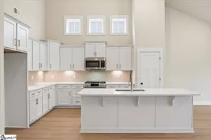 1014 Fox Holw St, Spartanburg, SC 29303 - Photo 7