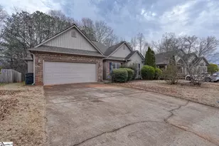 393 Split Oak Ln, Inman, SC 29349 - Photo 1
