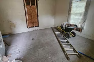 102 Pine St, Laurens, SC 29360 - Photo 15