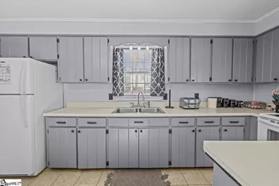 303 Bushy Creek Road, Woodruff, SC 29388 - Photo 7