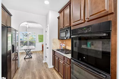 207 E Deer Drive, Greenville, SC 29611 - Photo 9